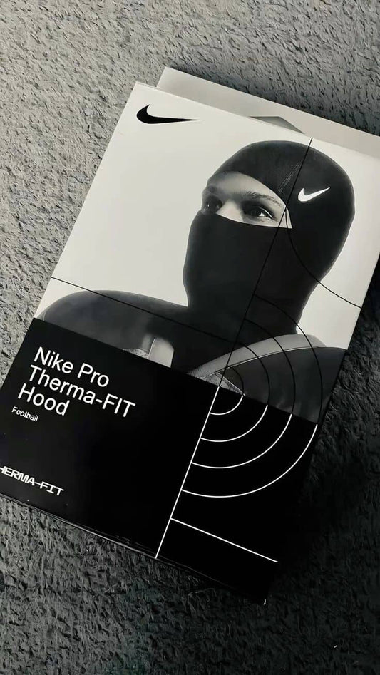 Nike Pro Therma-FIT Hood