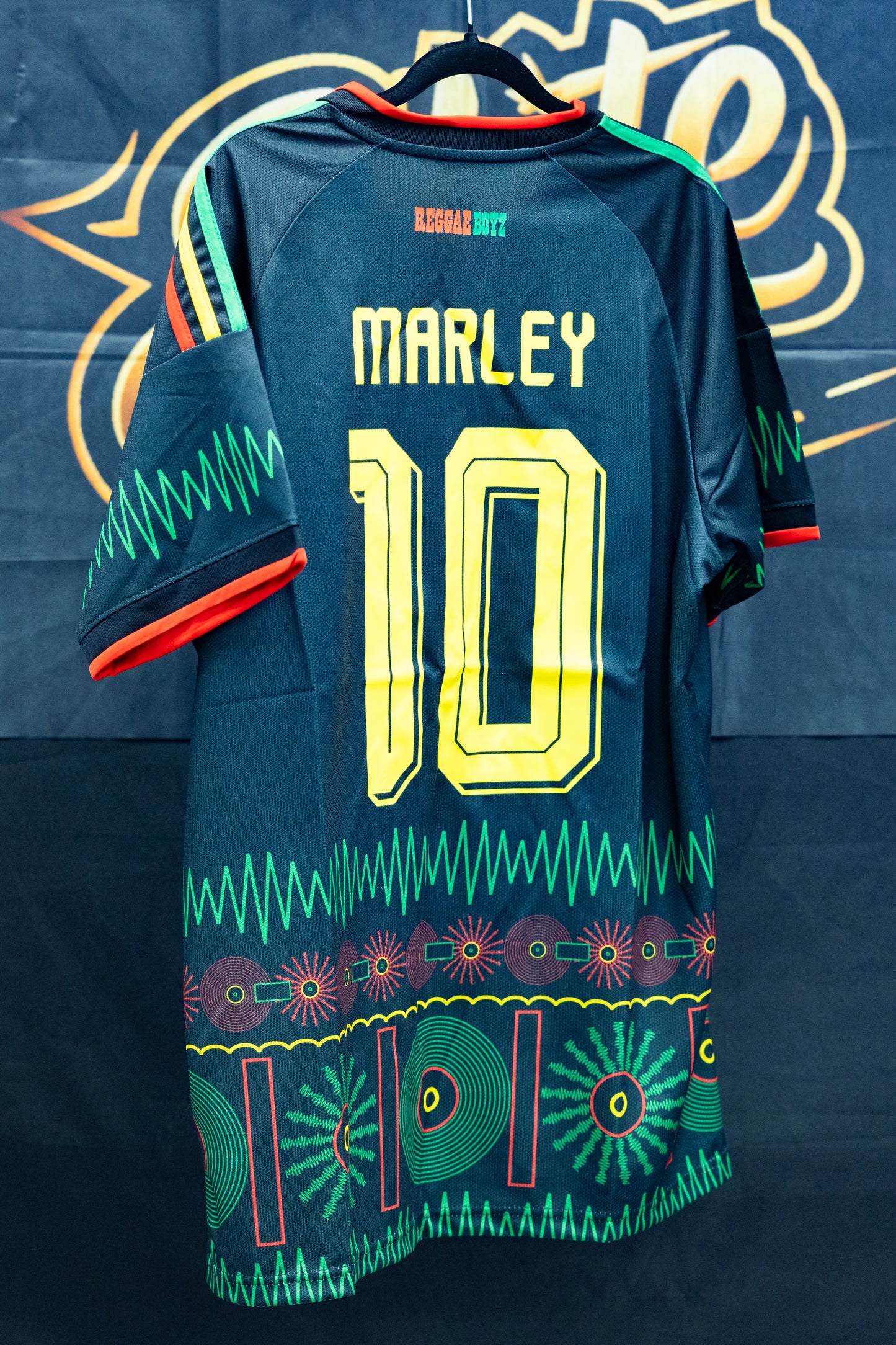 Jamaica Kit + Bob Marley #10