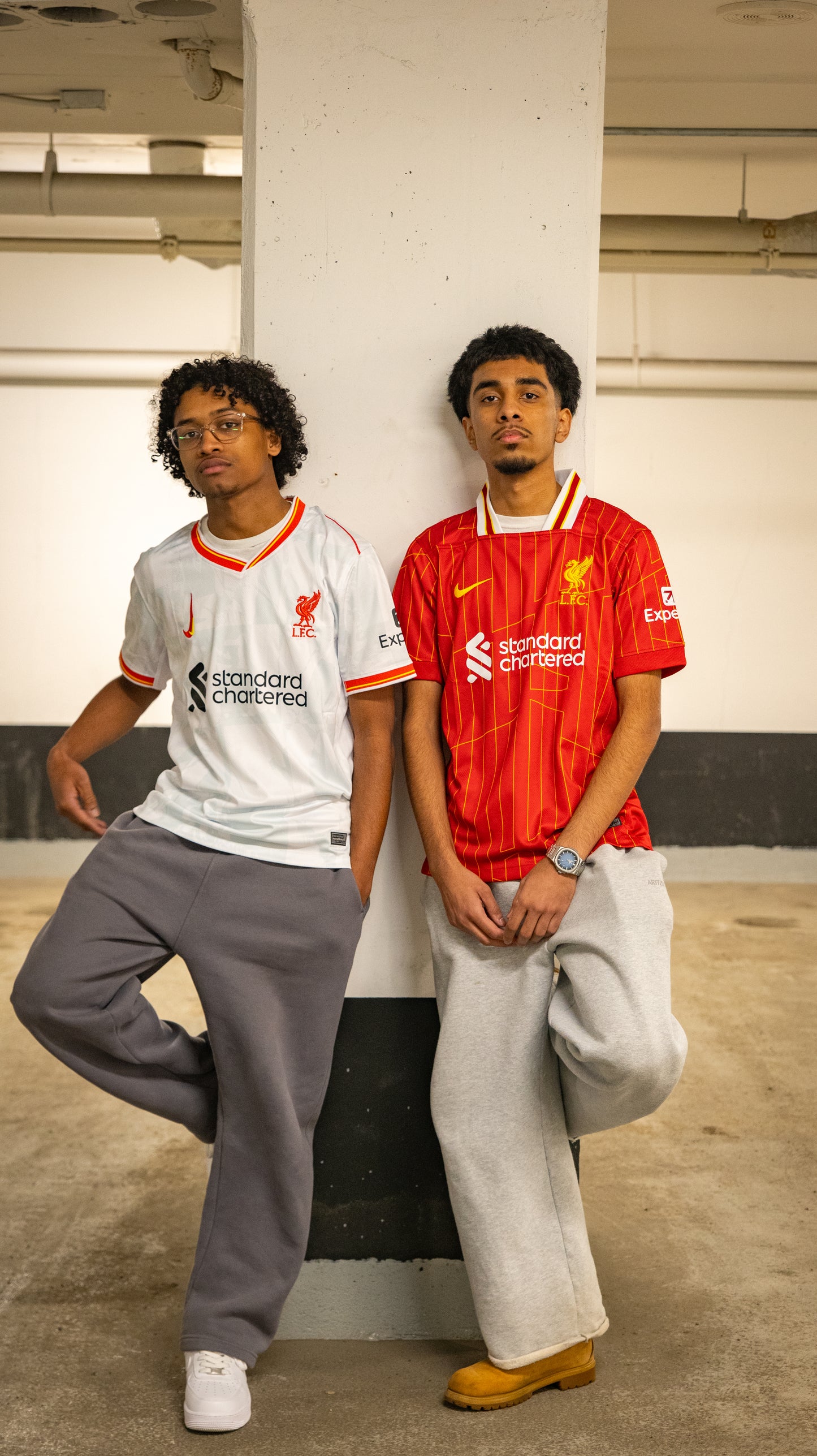 Liverpool Kits Home/Away