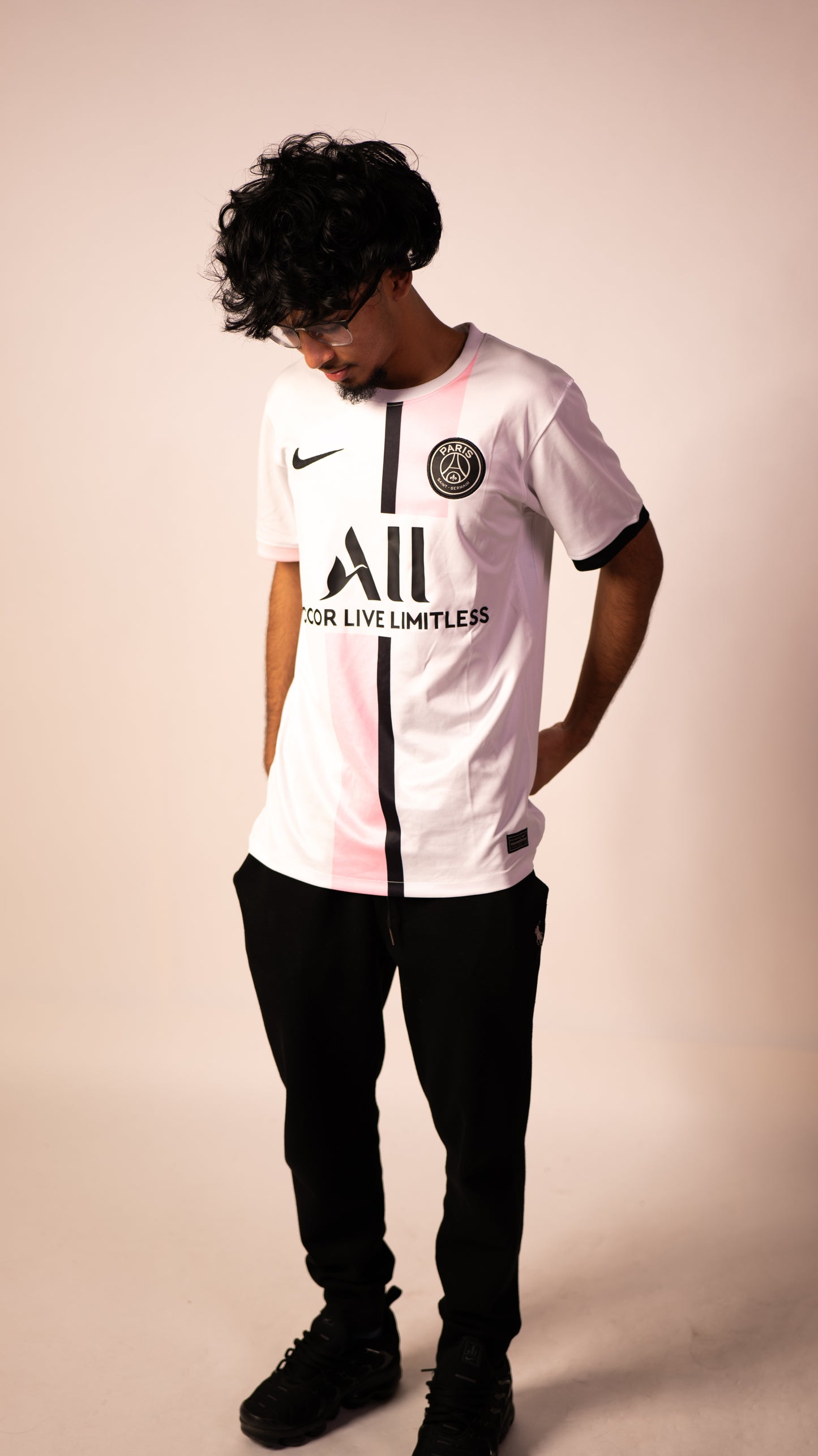 PSG Pink Away Kit